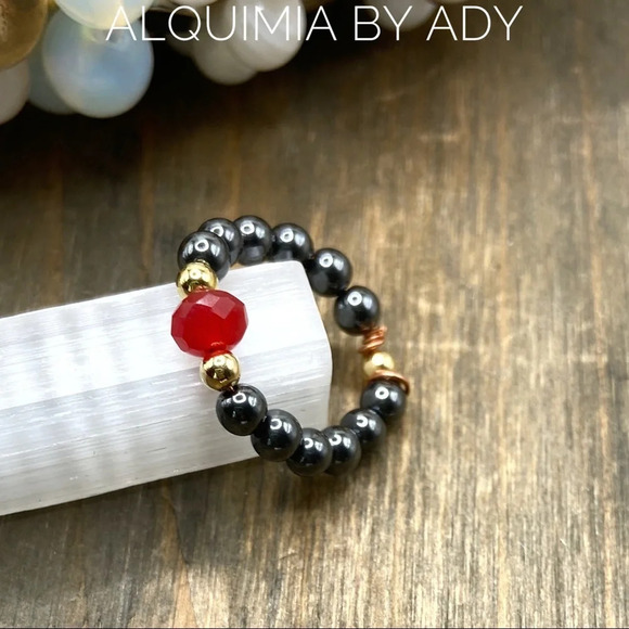 Gold hematite beaded gem ring and untreated ruby - Picture 1 of 3